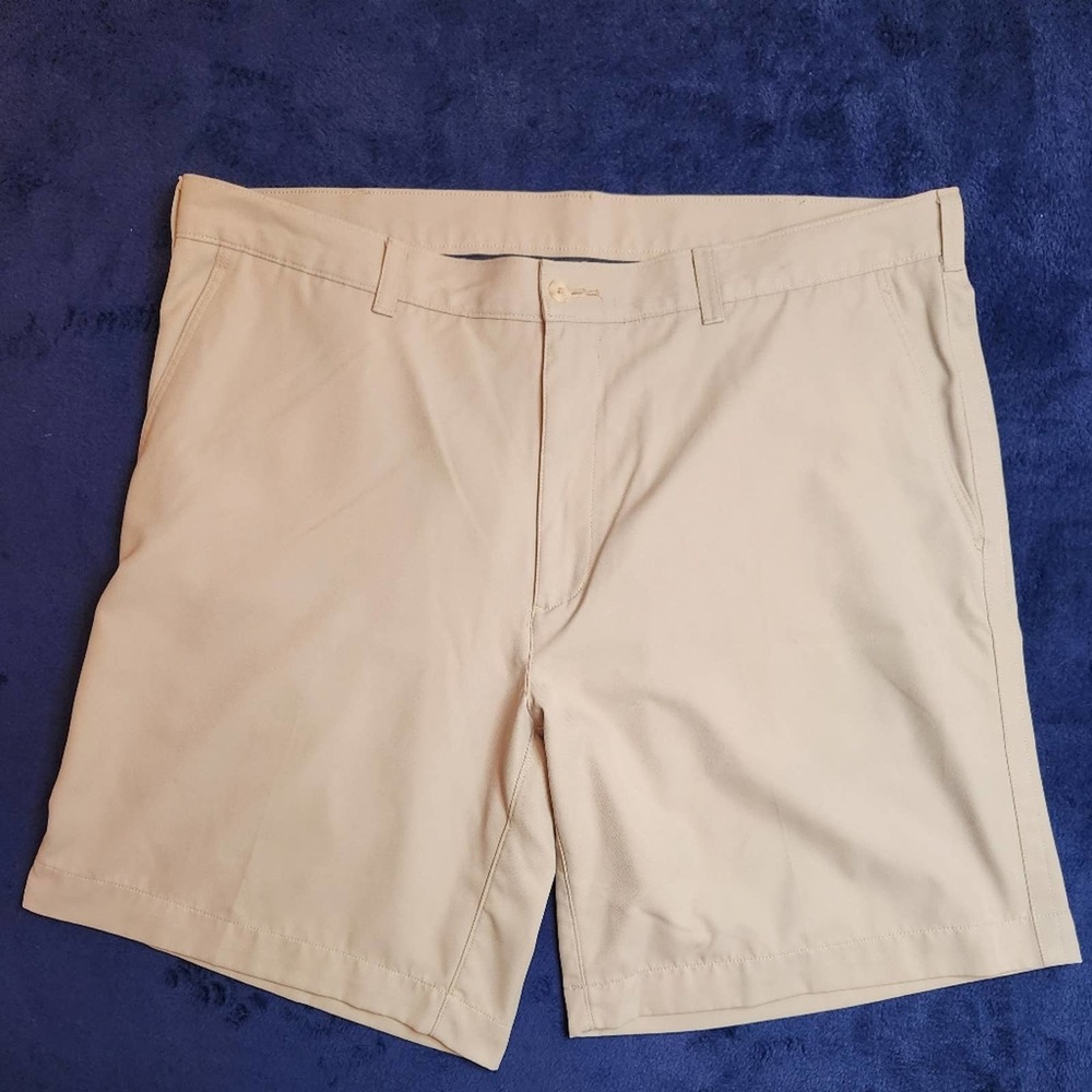 PGA Tour mens Sz.40 beige 3 pockets‎ Golf Shorts